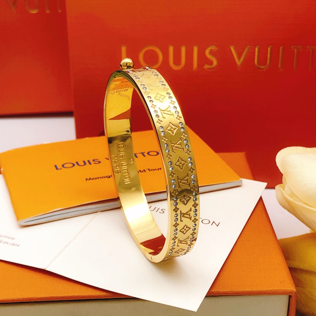 Geometric Emblem Bangle in Gold-Tone – Design 012 front product view