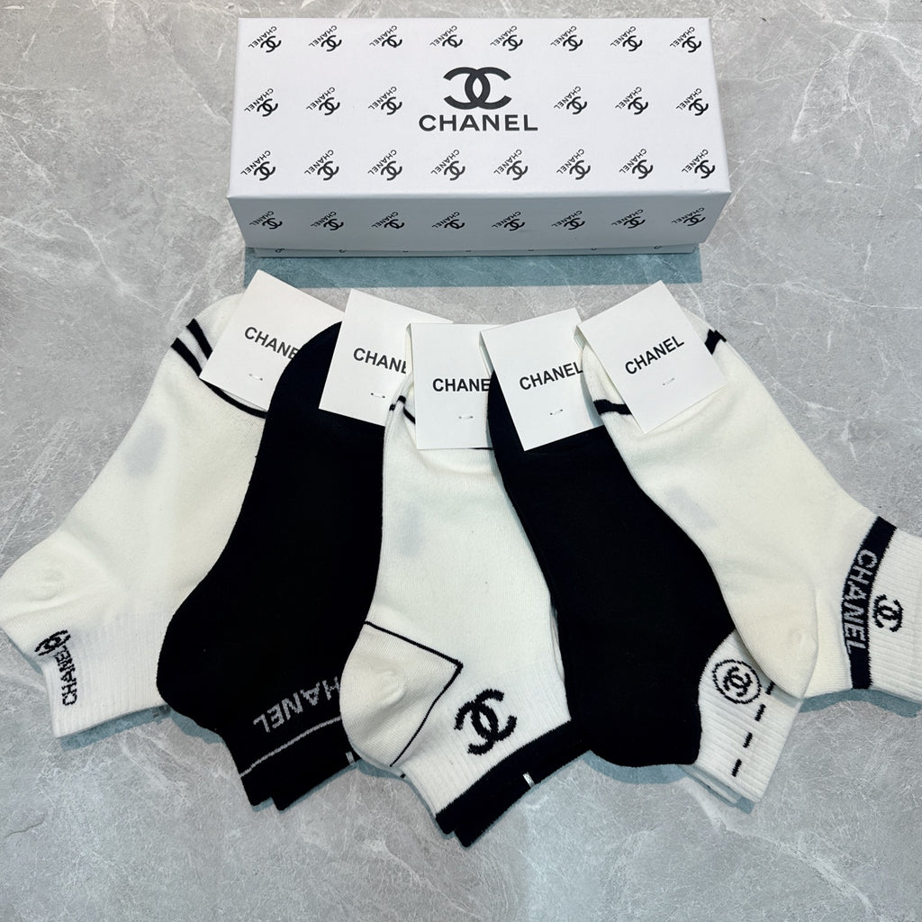 Chanel Logo Details Ankle Socks - 5-Pair Set