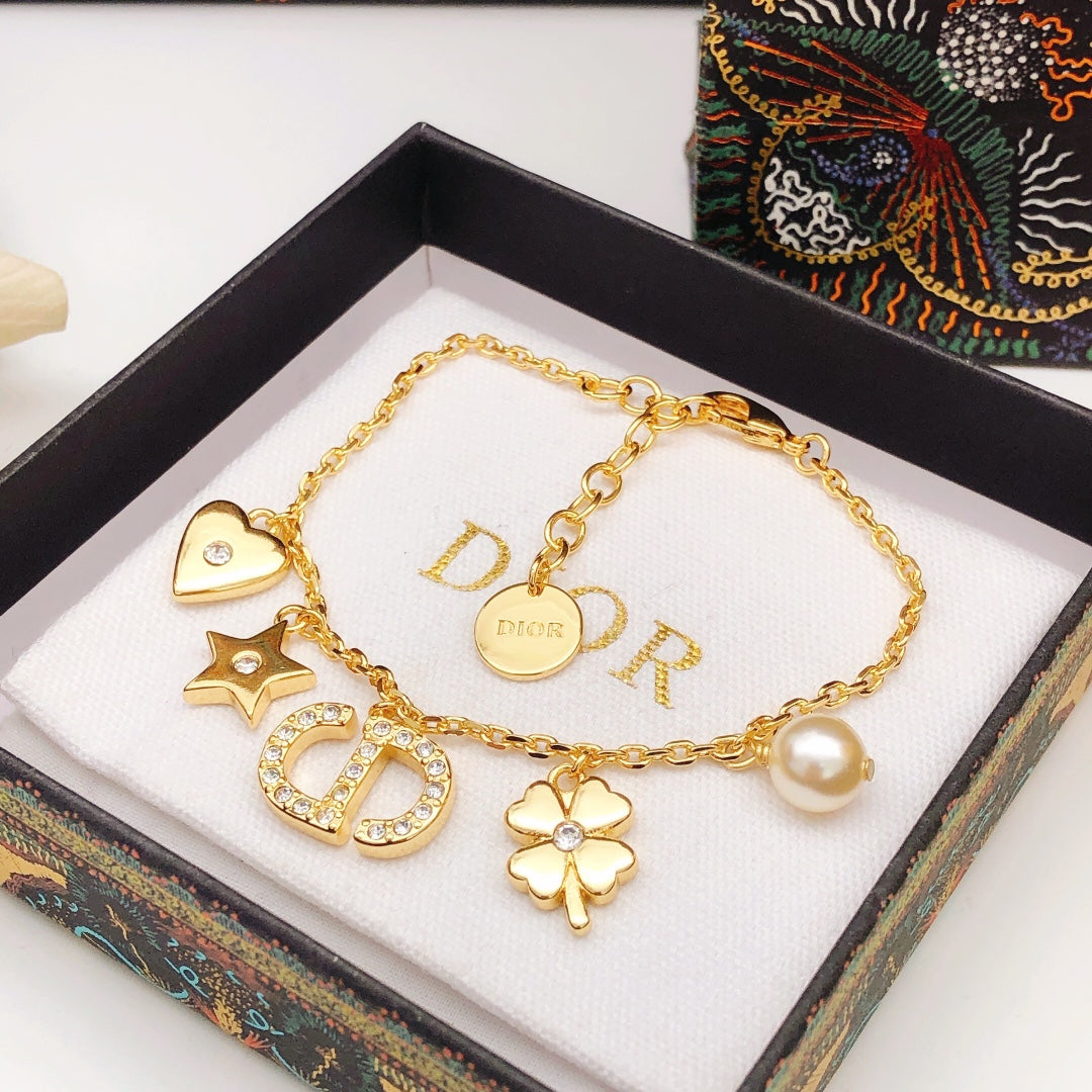 Heart Motif Statement Bracelet in Polished Metal-Tone – Design 001 front view