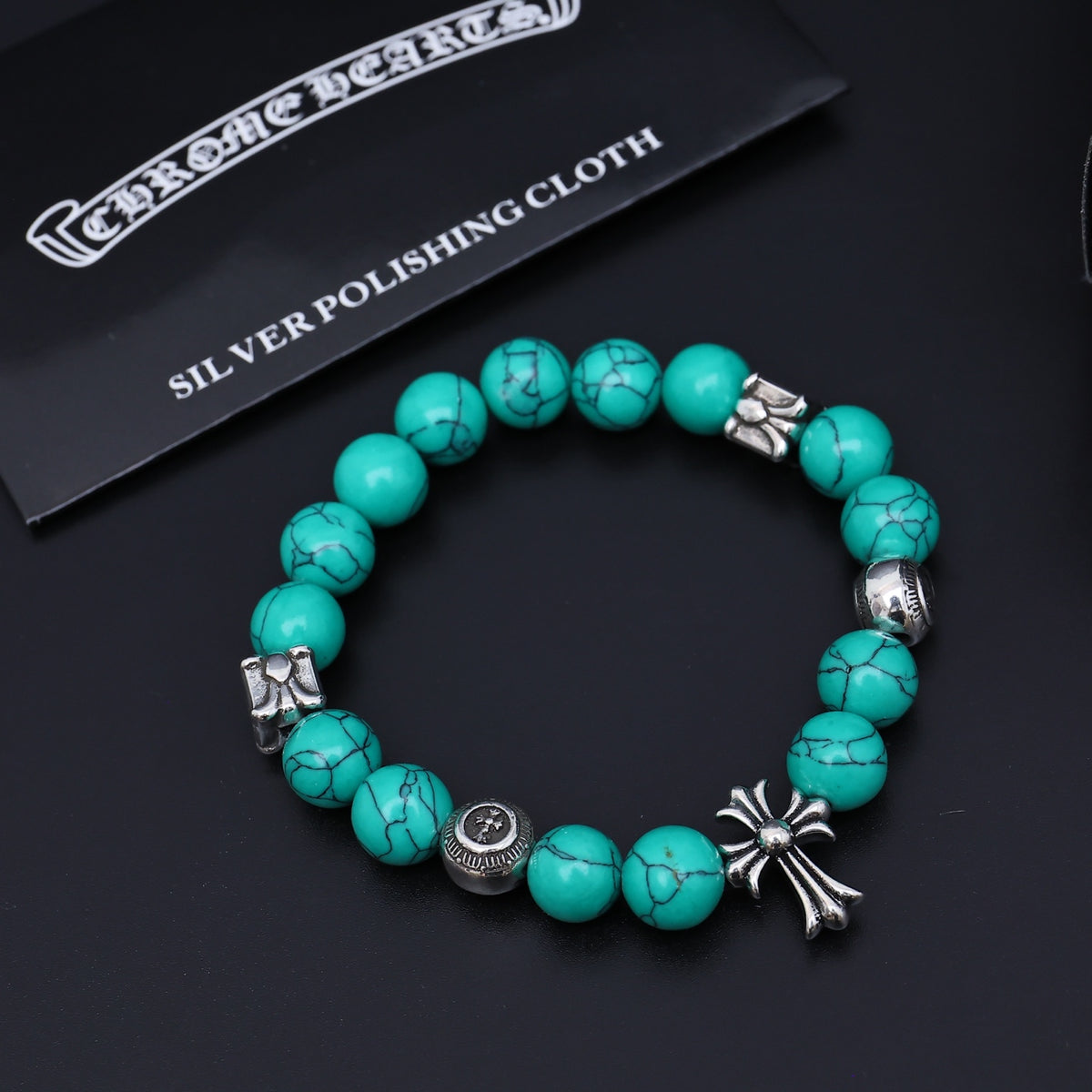 Gothic Emblem Beaded Bracelet in Antique Silver-Tone – Design 06 detail view