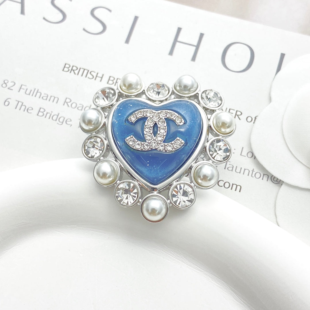 Double-C Emblem Brooch in Polished Metal-Tone – Pearl Detail – Design 009 main product view