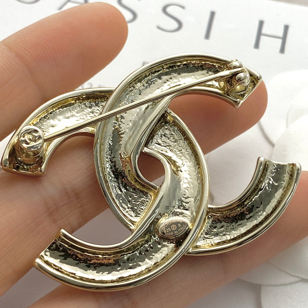 Double-C Emblem Brooch in Gold-Tone – Design 021 main product view