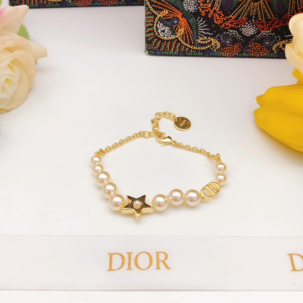 Pearl-Style Motif Statement Bracelet in Polished Metal-Tone with Pearl-Style Detail – Design 006 close-up detail