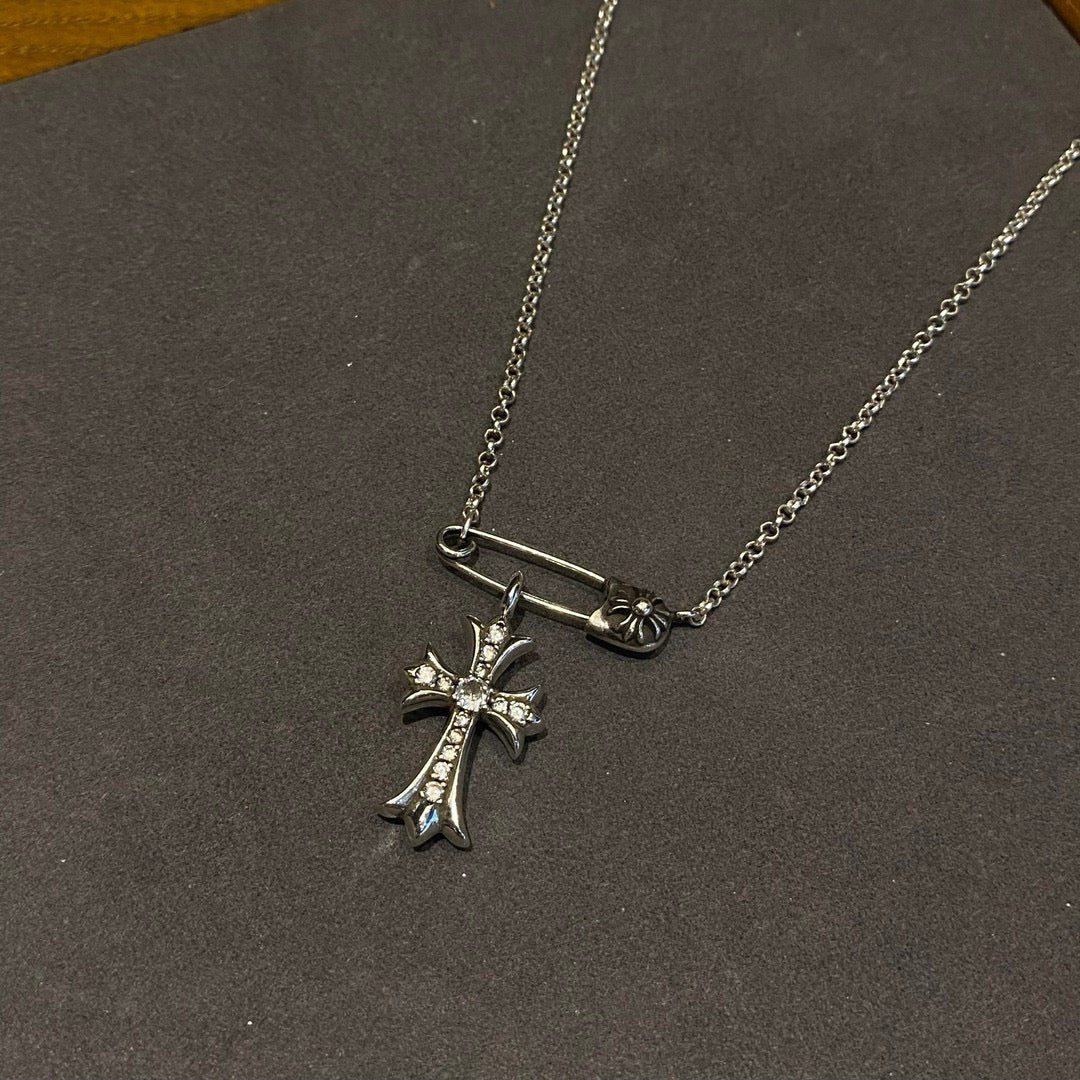Cross Brooch in Antique Silver-Tone – Design 02 front product view