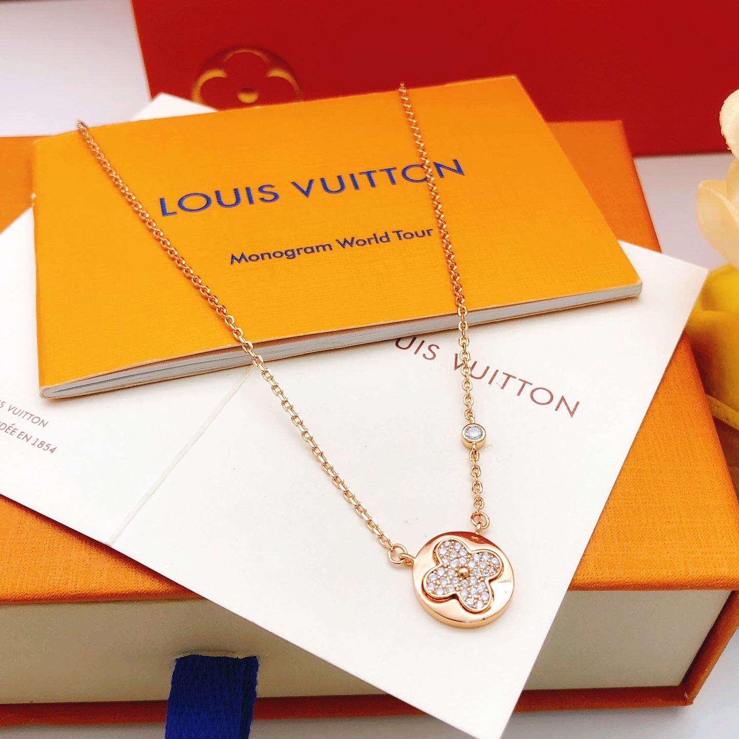 Floral Pendant Necklace in Rose-Gold-Tone – Rose Gold Detail – Design 003 main product view