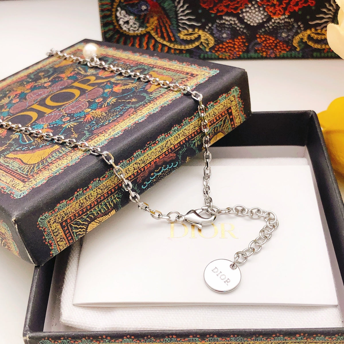 Heart Motif Pendant Necklace in Polished Metal-Tone – Design 011 main product view