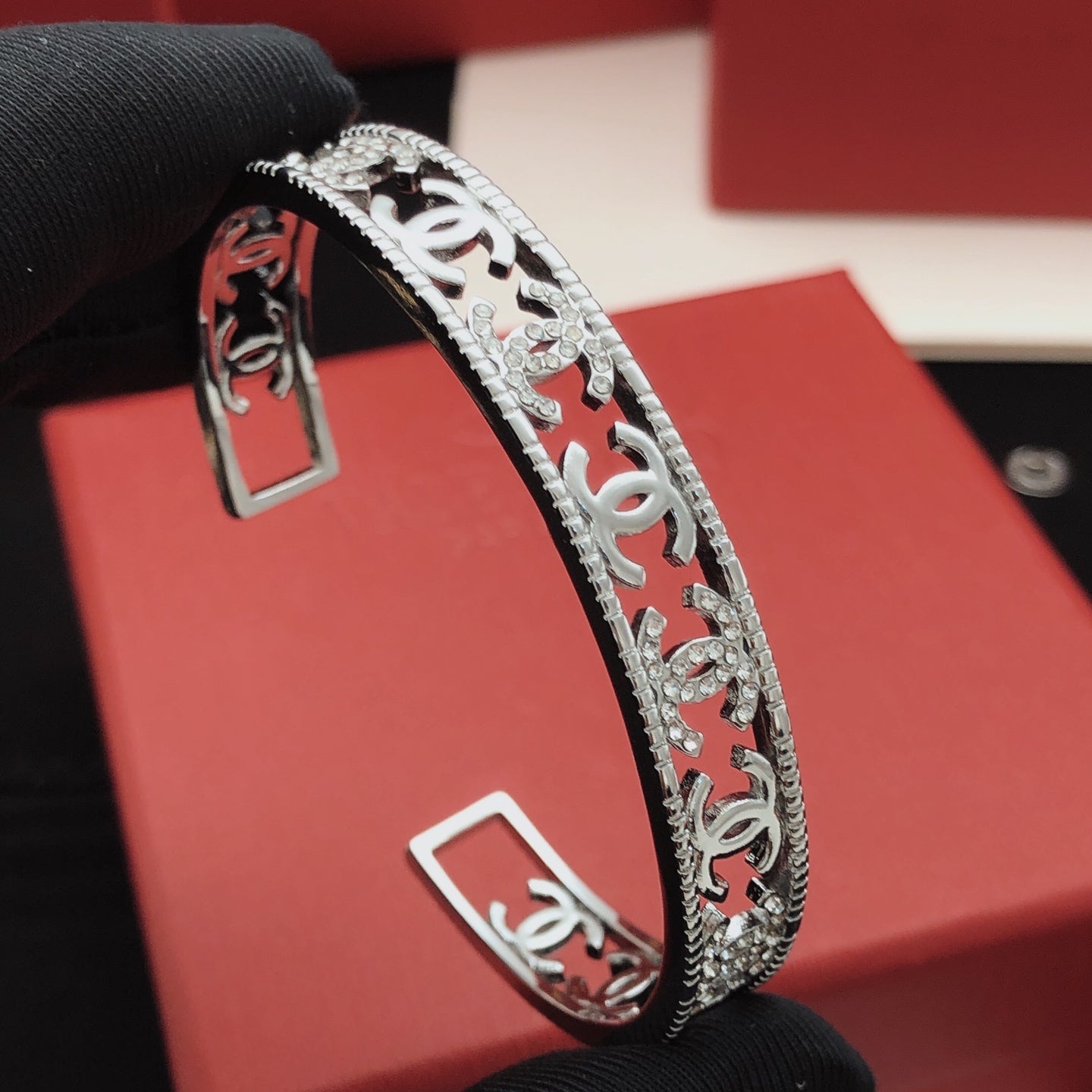 Signature Emblem Bangle in Gold-Tone – Design 003 detail view