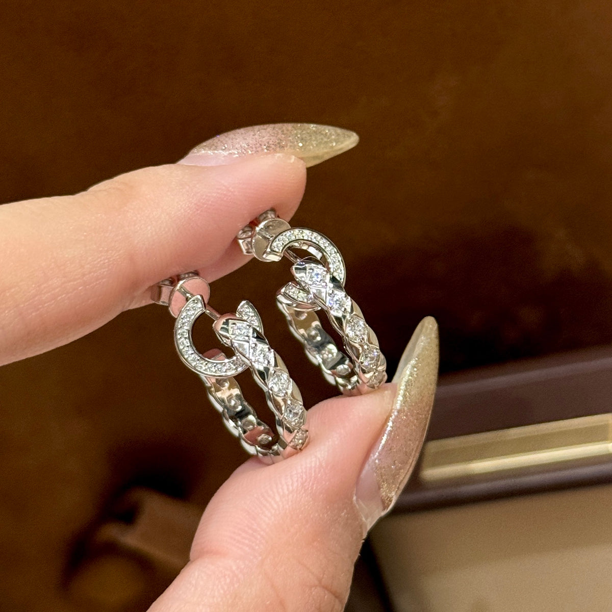 Pearl Pearl-Detail Statement Earrings – Pearl Detail – Design 002 side detail