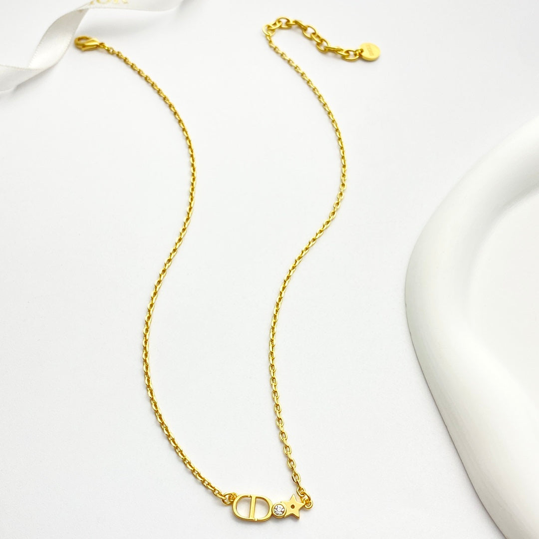 Star Motif Pendant Necklace in Polished Metal-Tone with Crystal-Style Accents – Design 002 close-up detail