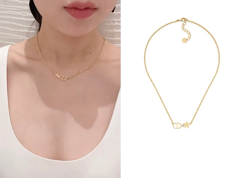 Star Motif Pendant Necklace in Polished Metal-Tone with Crystal-Style Accents – Design 002 detail view