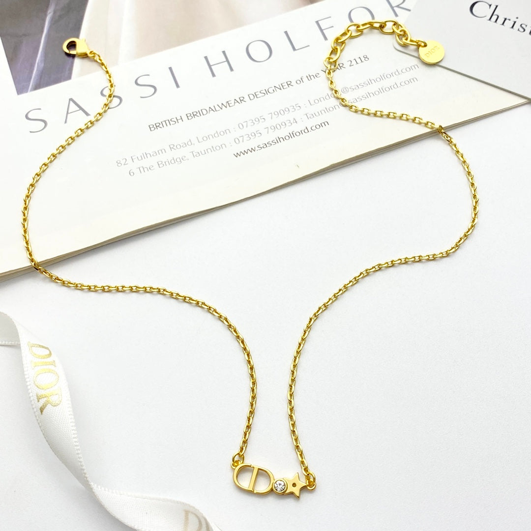 Star Motif Pendant Necklace in Polished Metal-Tone with Crystal-Style Accents – Design 002 side detail