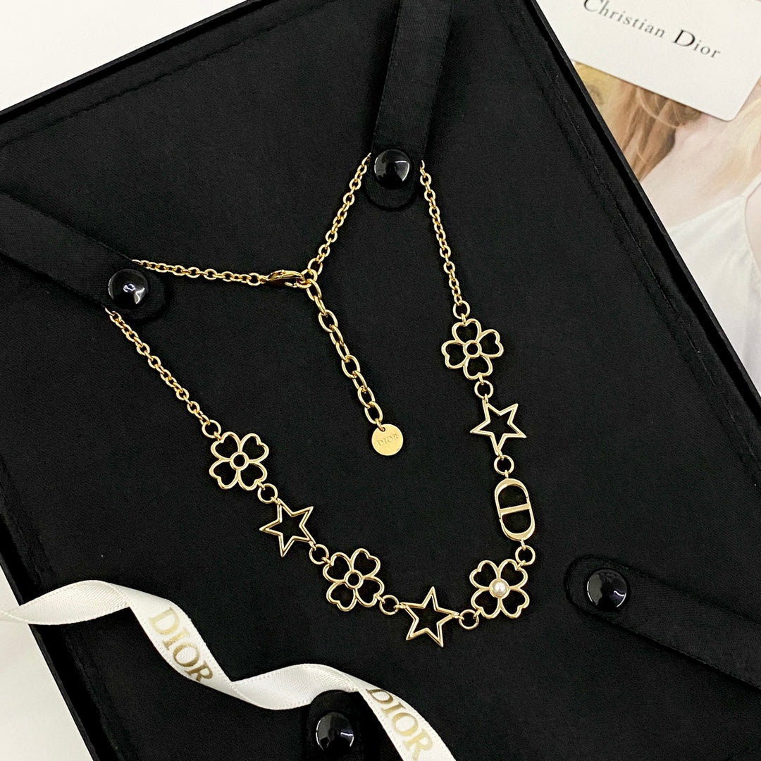 Star Motif Pendant Necklace in Polished Metal-Tone with Openwork Detail front view