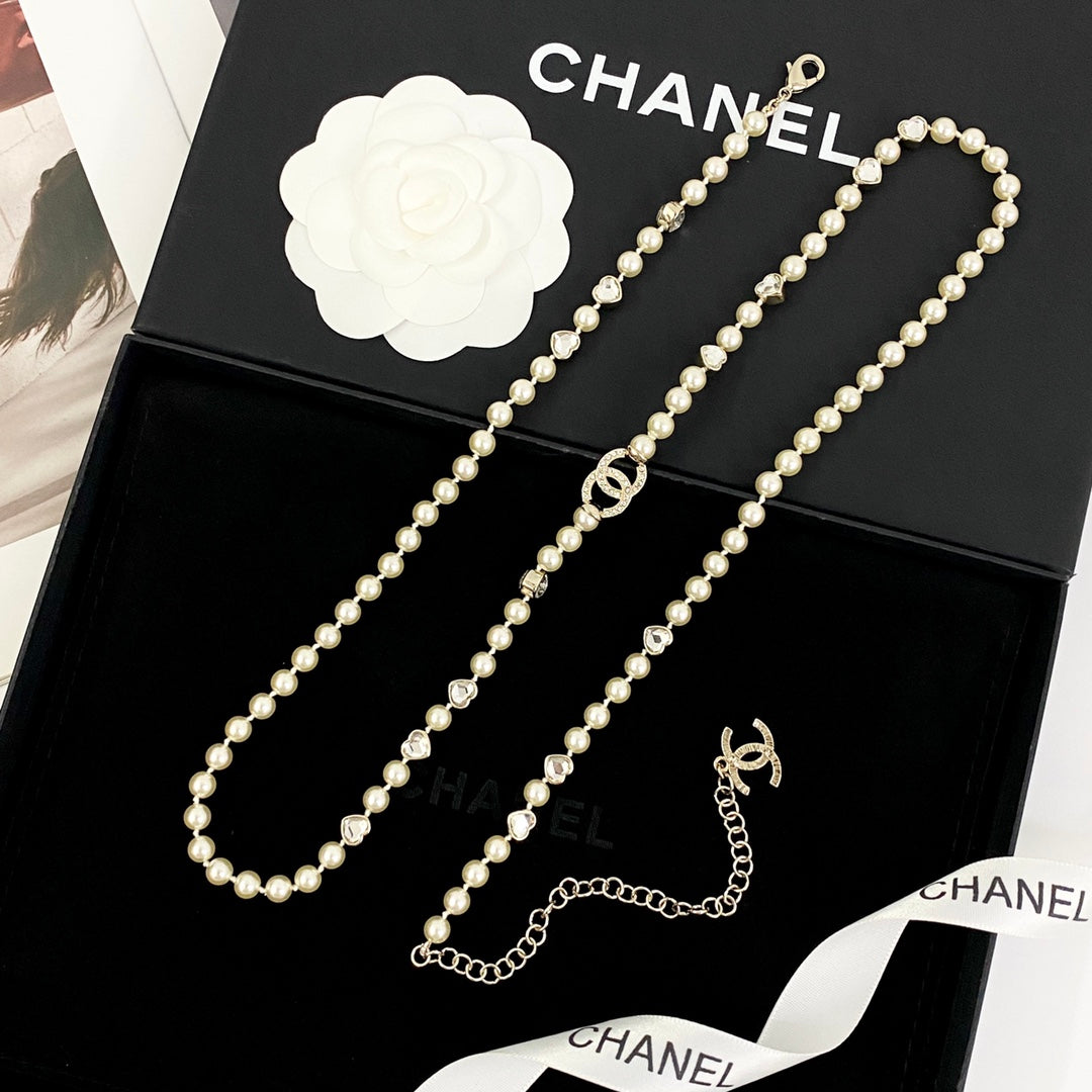 Heart Pearl-Detail Pendant Necklace – Pearl Detail – Design 007 front product view