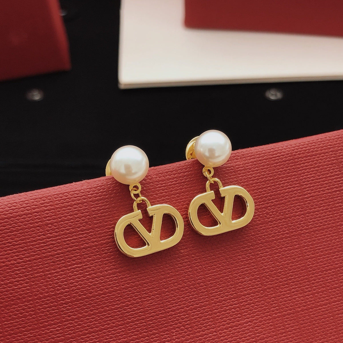 Signature Emblem Polished Stud Earrings – Design 05 main product view