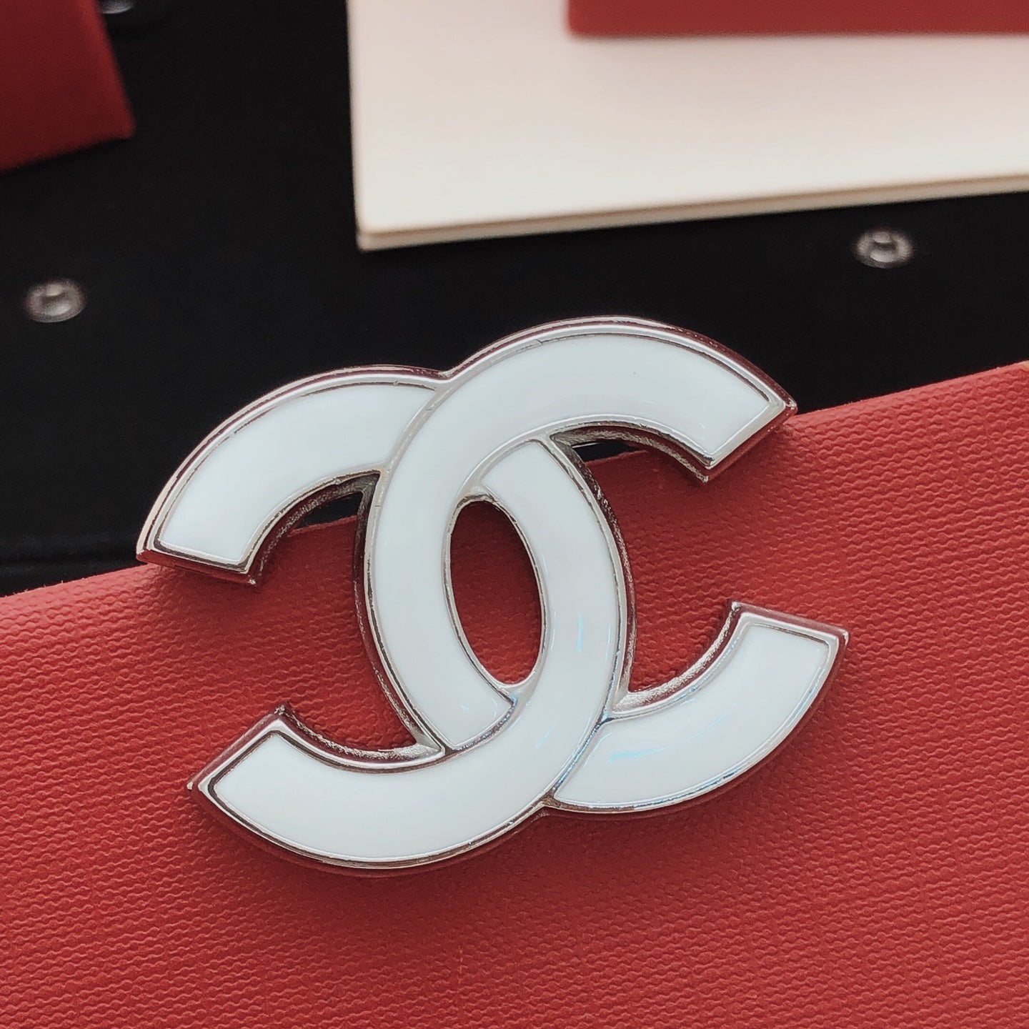 Sculptural Brooch Pin in Polished Metal-Tone – Design 022 main product view