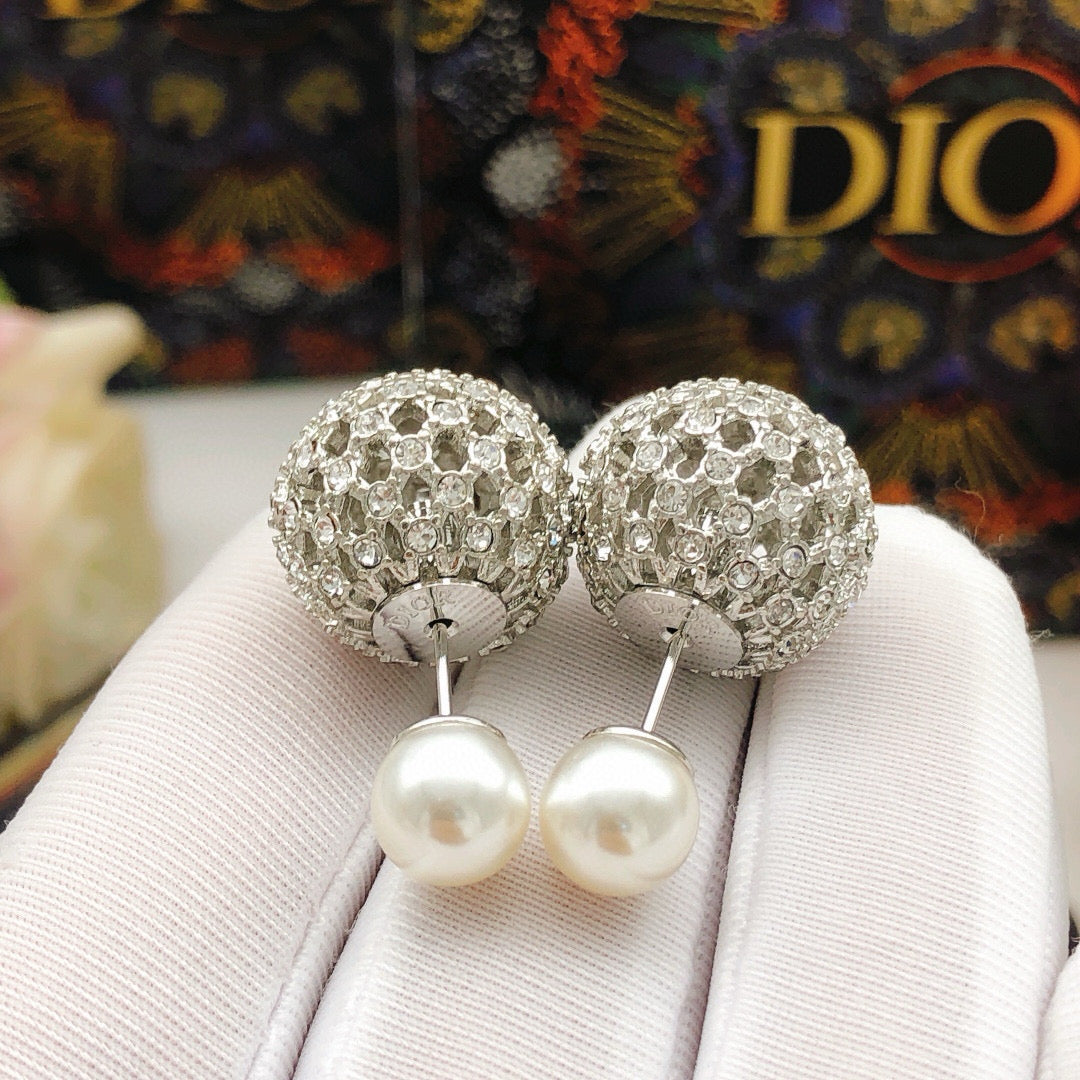 Sculptural Stud Earrings in Silver-Tone with Crystal-Style Accents – Design 002 main product view