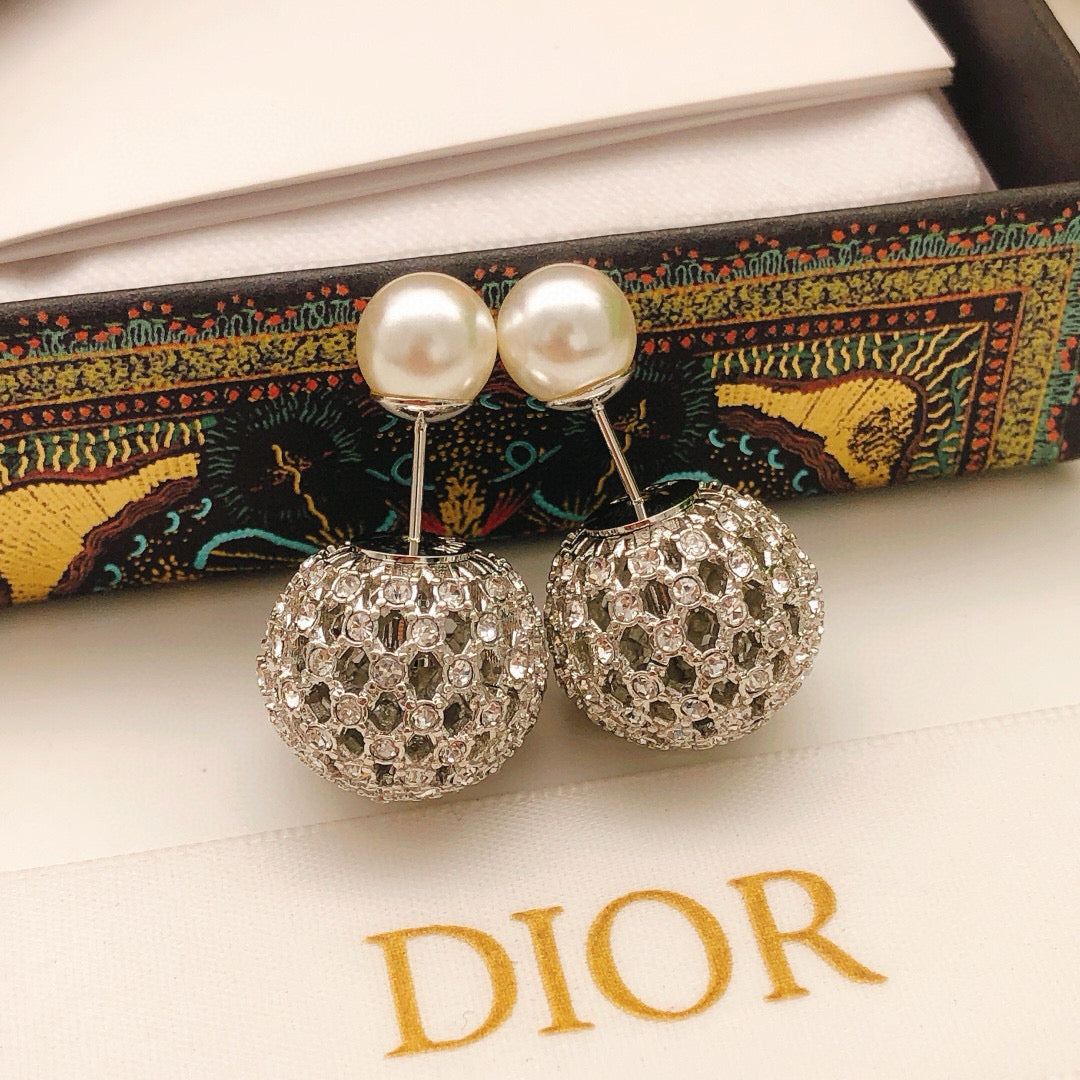 Sculptural Stud Earrings in Silver-Tone with Crystal-Style Accents – Design 002 main product view