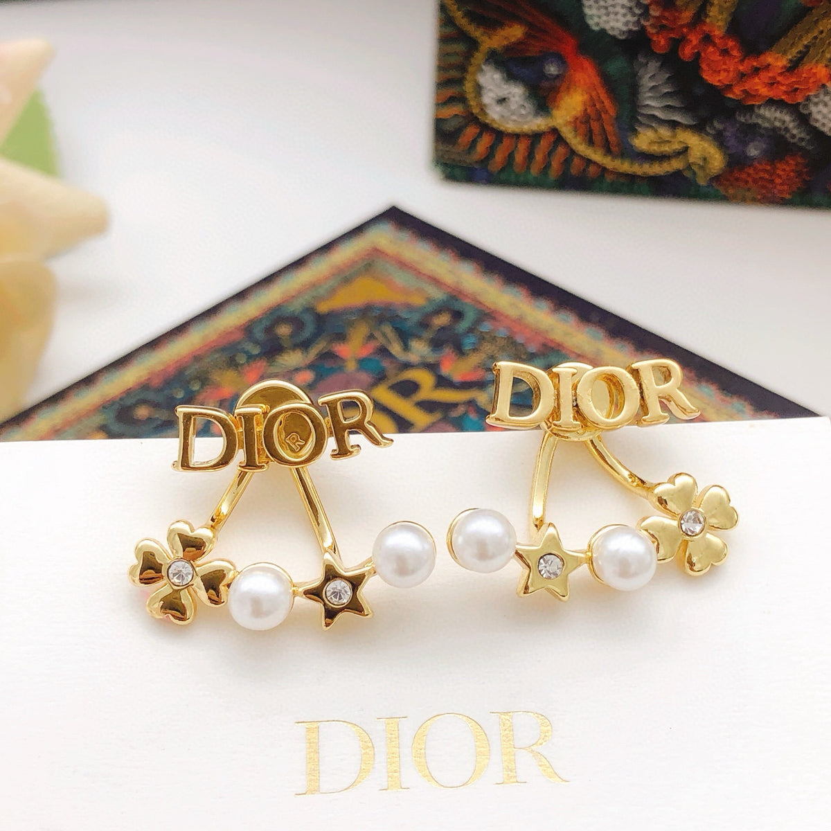 Star Motif Stud Earrings in Polished Metal-Tone – Design 009 main product view