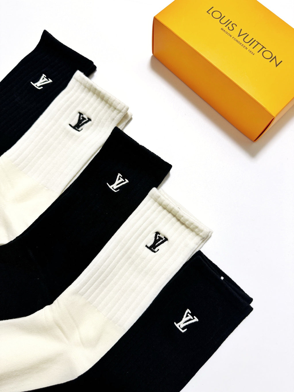 Louis Vuitton Cotton Crew Socks - 5-Pair Pack