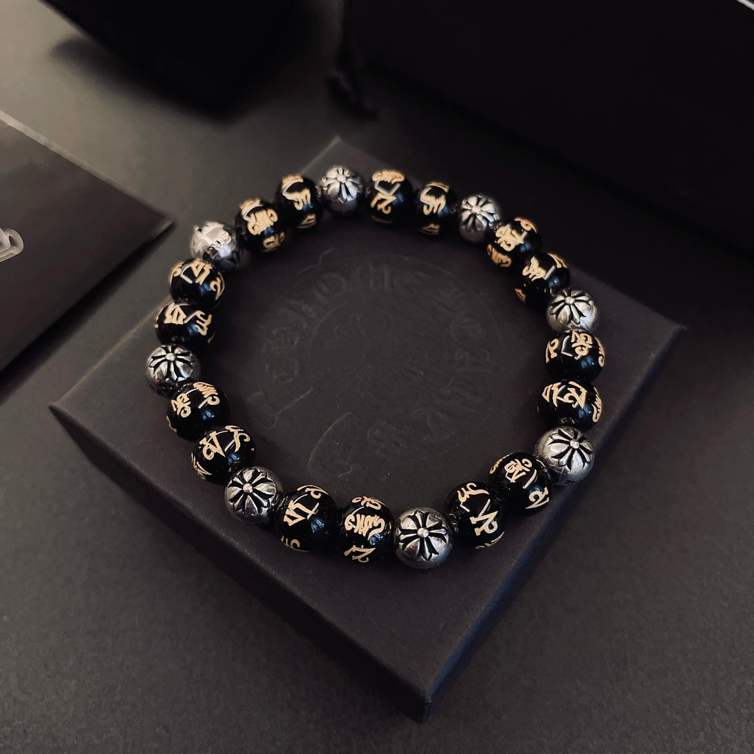 Gothic Emblem Beaded Bracelet in Metal-Tone – Design 05 close-up detail