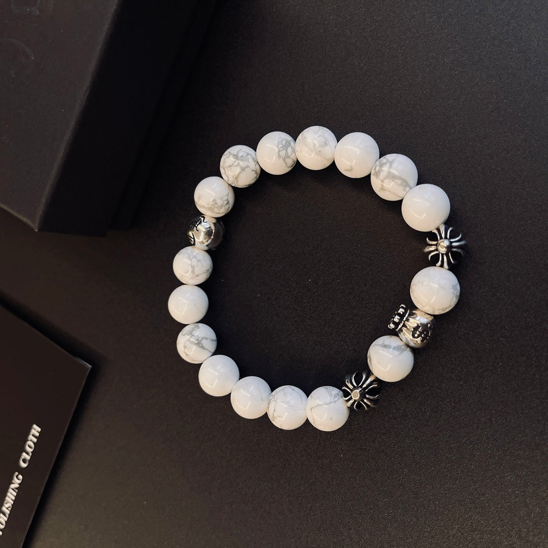 Gothic Emblem Beaded Bracelet in Metal-Tone – Design 04 detail view