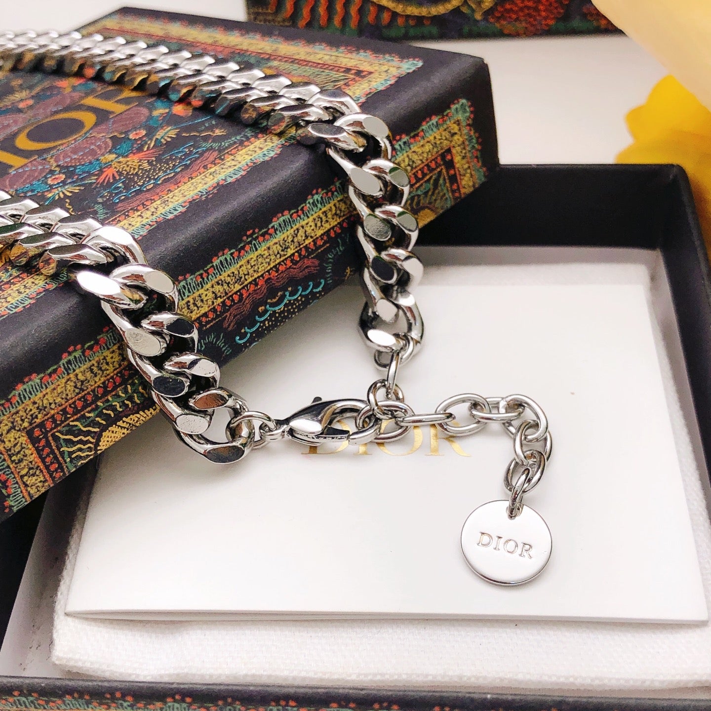 Sculptural Pendant Necklace in Polished Metal-Tone – Design 016 close-up detail