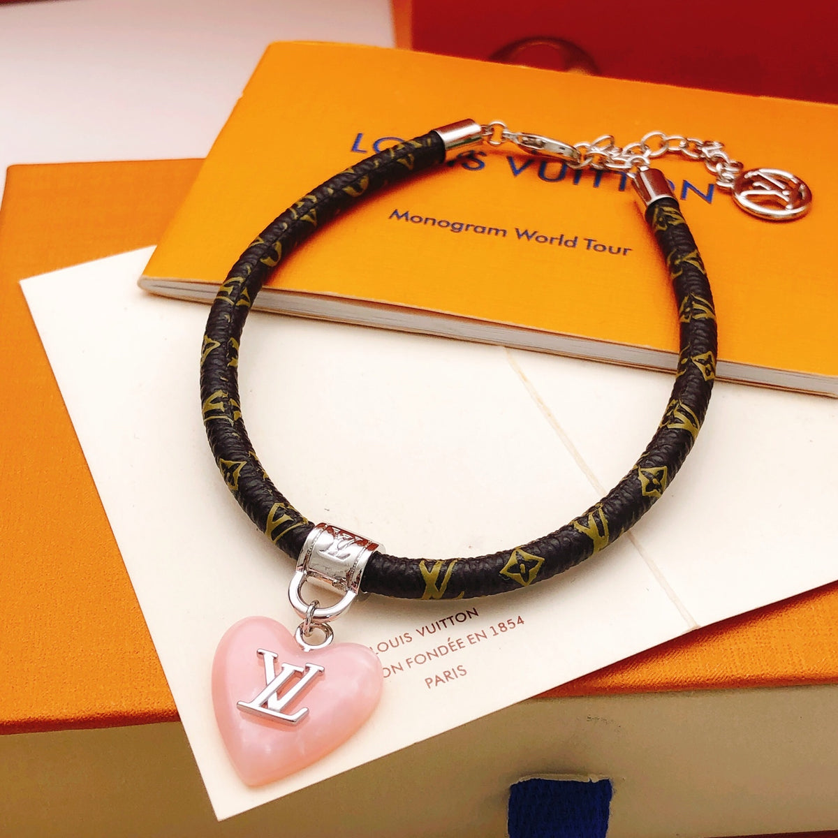 Heart Bangle in Gold-Tone – Design 002 main product view