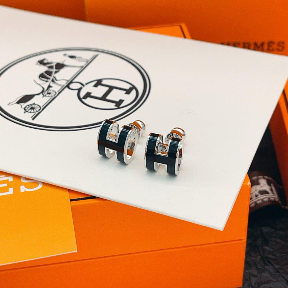 Geometric Emblem Stud Earrings in Silver-Tone side detail