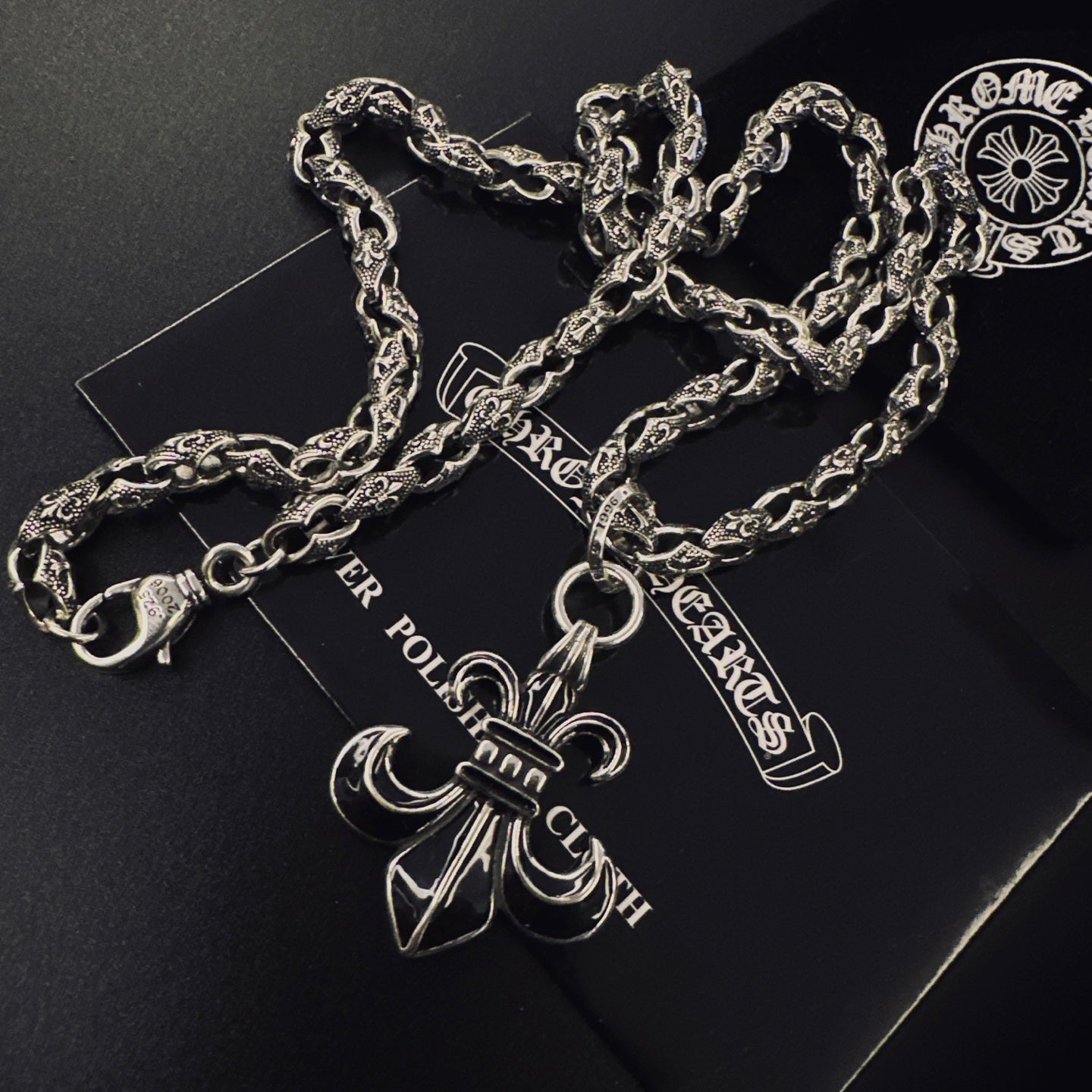Cross Pendant Necklace in Antique Silver-Tone – Design 14 detail view