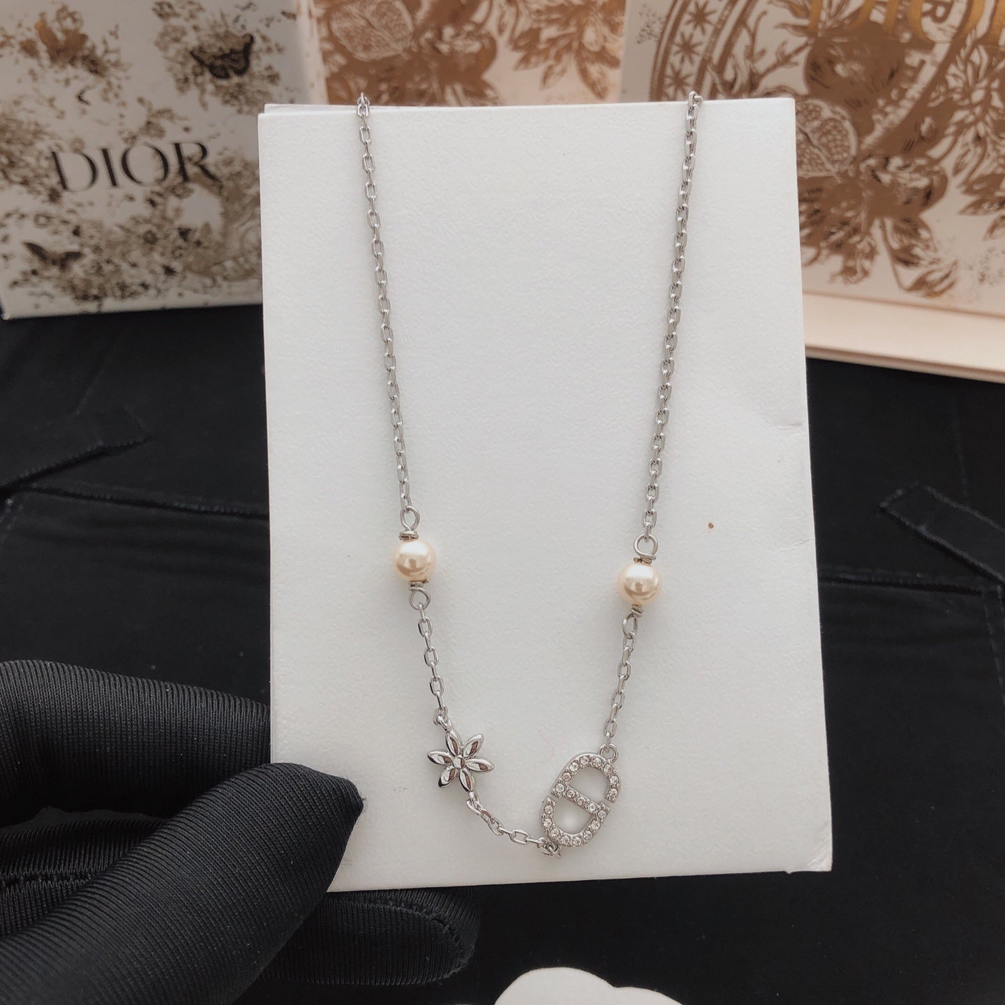 Pearl-Style Motif Pendant Necklace in Polished Metal-Tone with Pearl-Style Detail – Design 008 front view