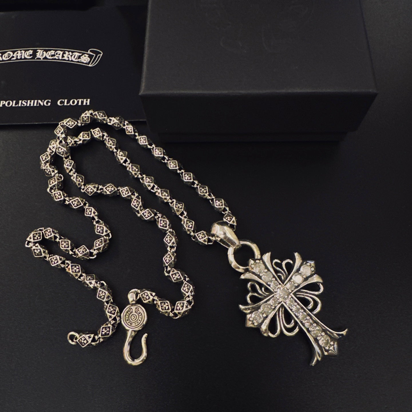 Gothic Emblem Pendant Necklace in Metal-Tone – Design 18 close-up detail