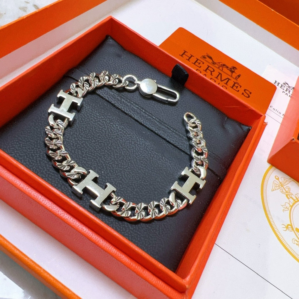 gold luxury Bracelet for men - alternate angle view 4