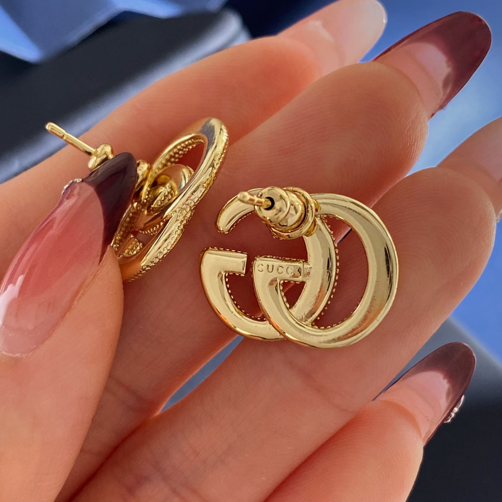 Double-G Emblem Stud Earrings in Gold-Tone – Design 005 detail view
