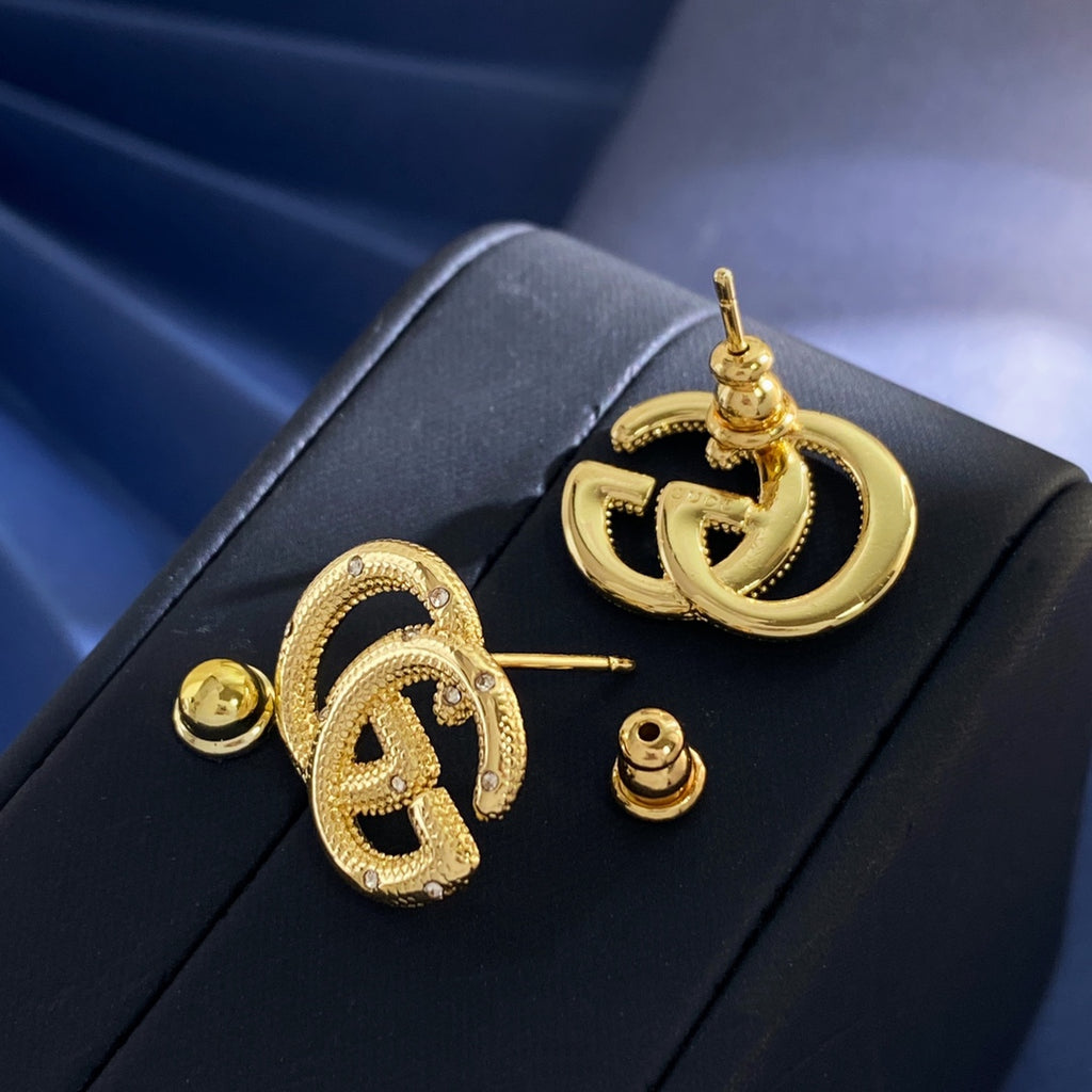 Double-G Emblem Stud Earrings in Gold-Tone – Design 005 main product view