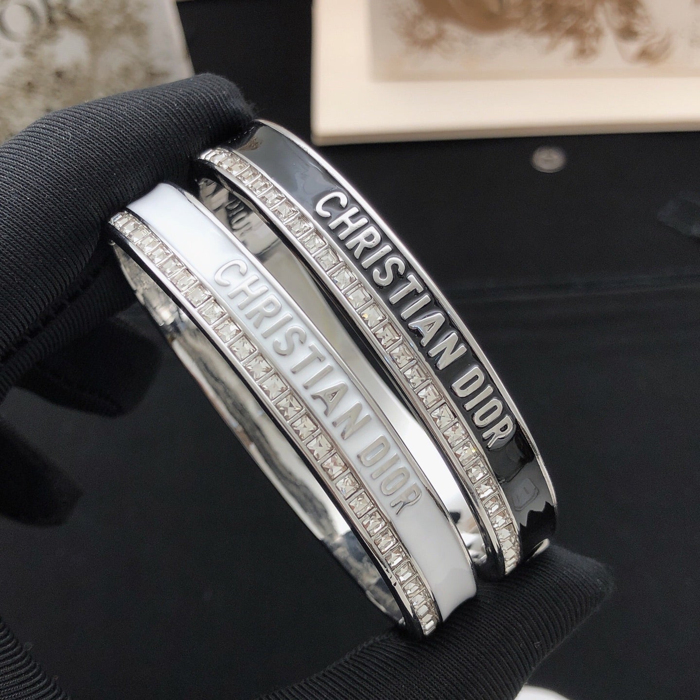 Sculptural Statement Bracelet in Black-Tone with Crystal-Style Accents – Design 001 close-up detail