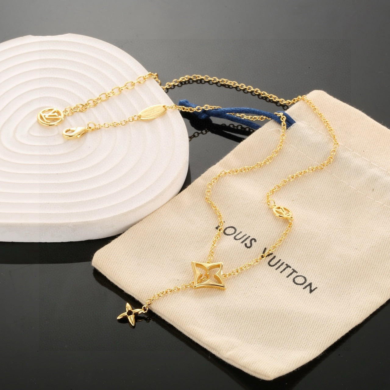 Clover Pendant Necklace in Polished Metal-Tone – Clover Detail – Design 005 front product view