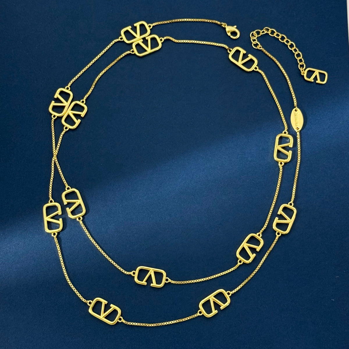 V Emblem Long Pendant Necklace – Design 02 detail view