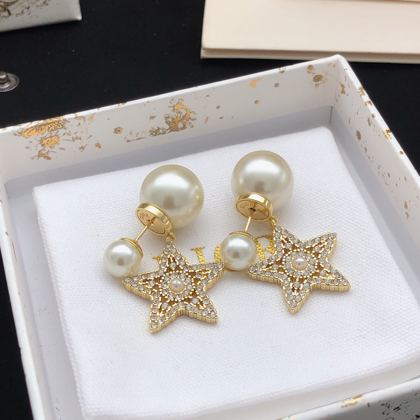 Star Motif Stud Earrings in Polished Metal-Tone – Design 004 close-up detail