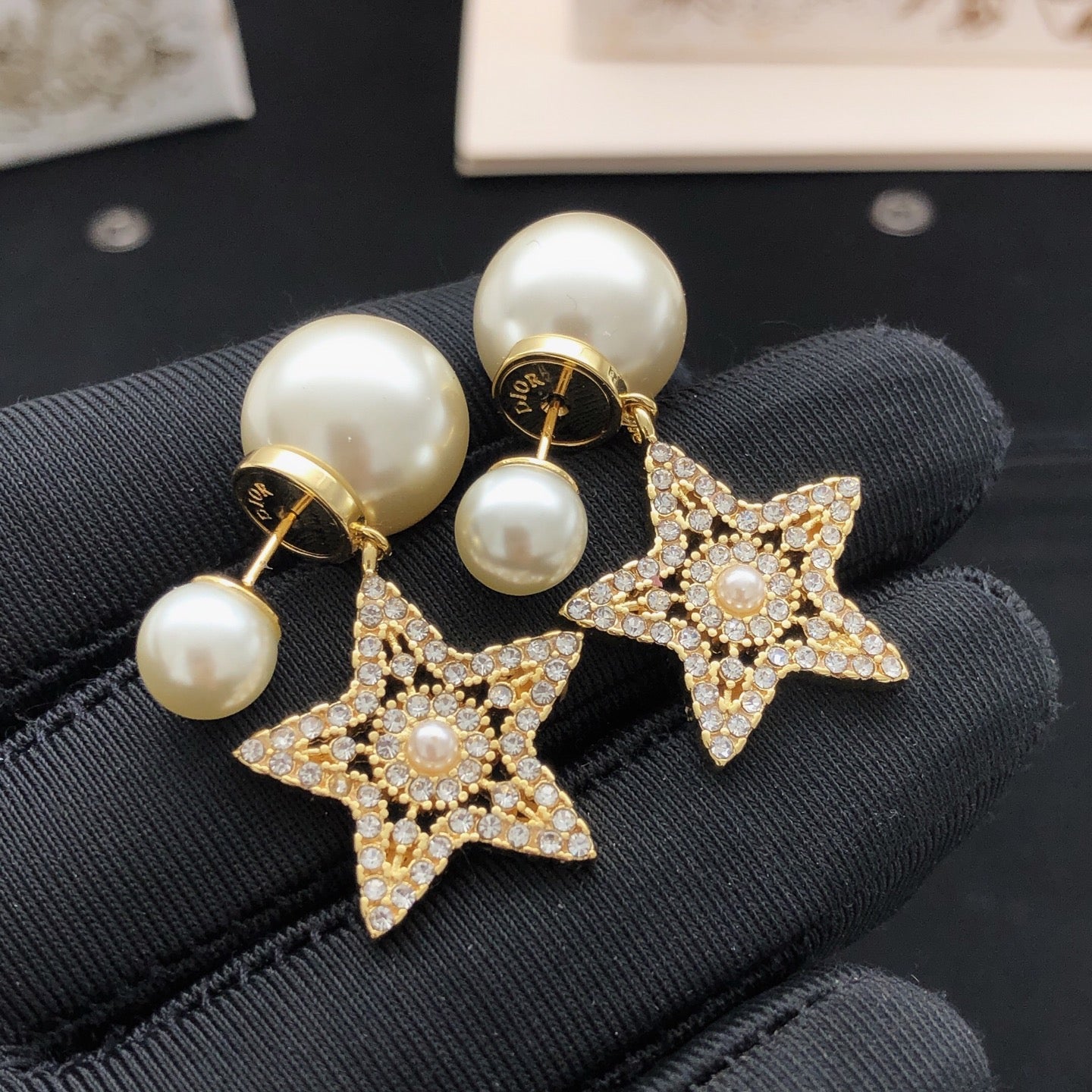 Star Motif Stud Earrings in Polished Metal-Tone – Design 004 main product view