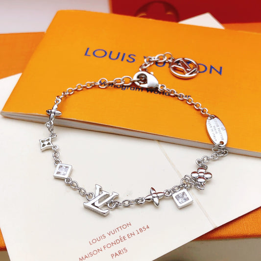 Geometric Emblem Bracelet in Silver-Tone – Silver Detail – Design 023 main product view