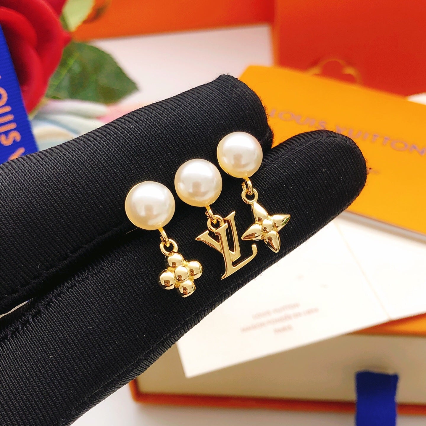 Geometric Emblem Stud Earrings in Gold-Tone – Design 033 main product view