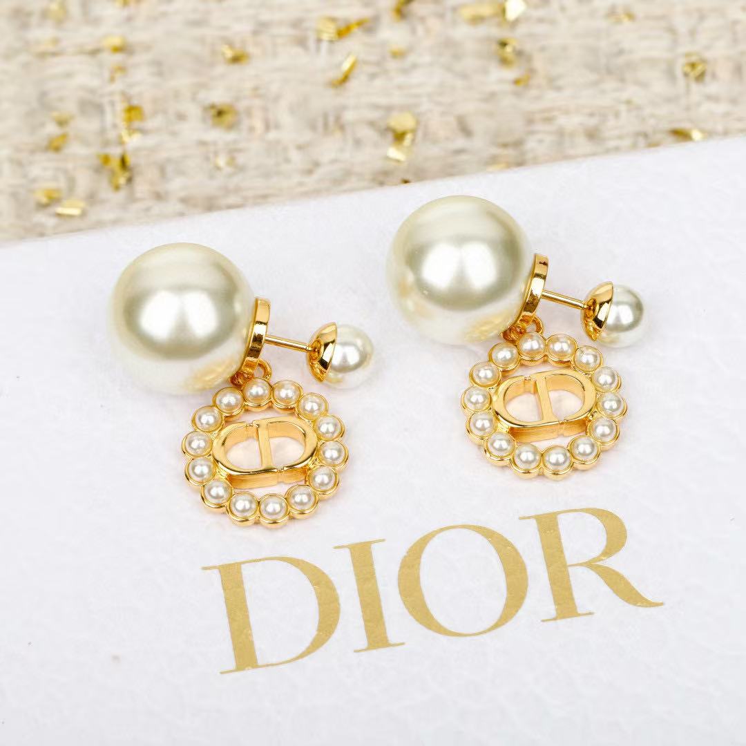 Pearl-Style Motif Statement Earrings in Silver-Tone with Pearl-Style Detail – Design 005 side detail