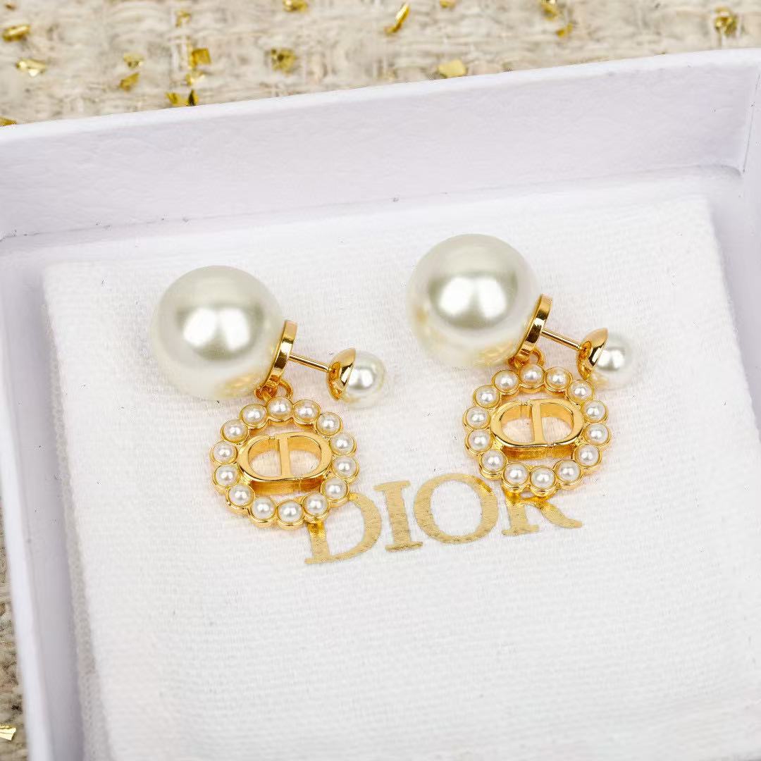 Pearl-Style Motif Statement Earrings in Silver-Tone with Pearl-Style Detail – Design 005 main product view