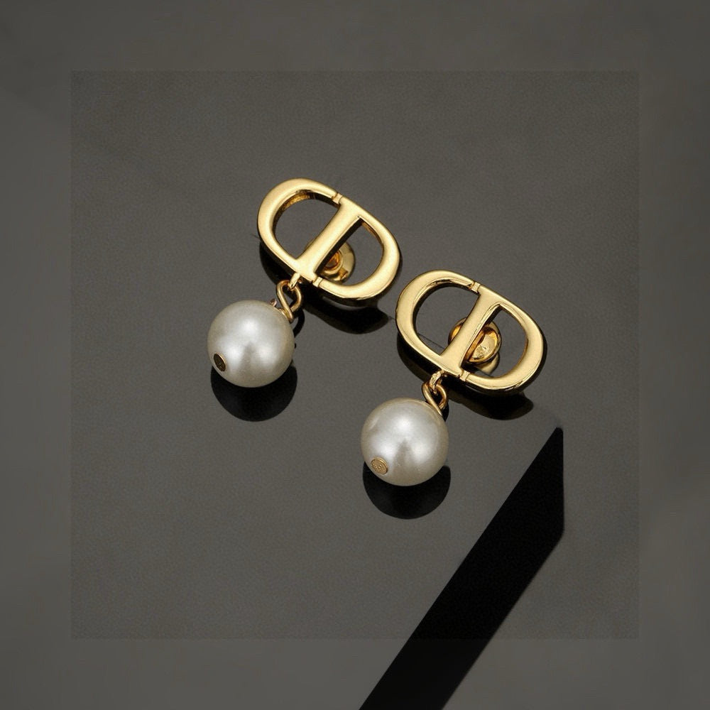 Pearl-Style Motif Stud Earrings in Silver-Tone with Pearl-Style Detail – Design 007 main product view