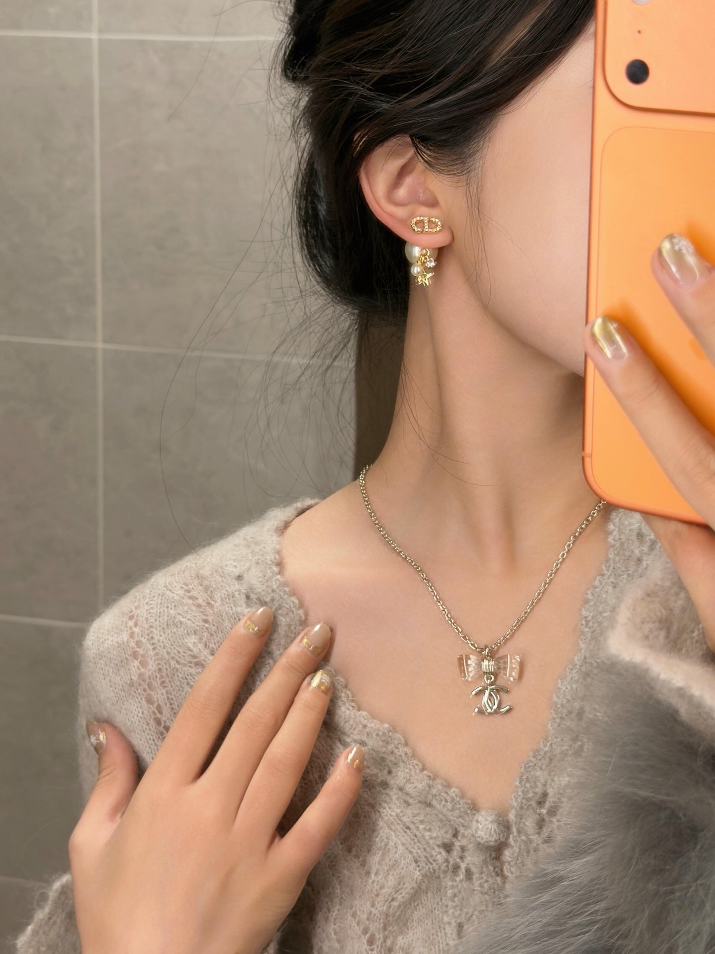 Bow Pendant Necklace in Gold-Tone – Design 006 front product view