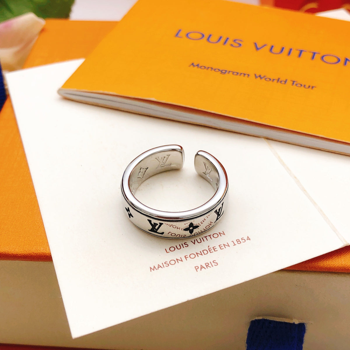 Geometric Emblem Statement Ring in Silver-Tone – Silver Detail close-up detail