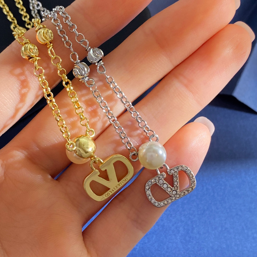 V Emblem Jewelry Accessory – White – Design 03 main product view