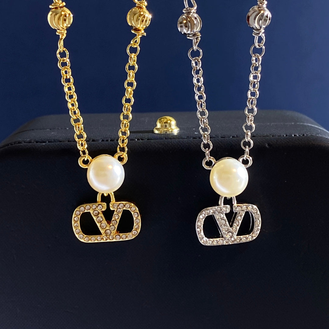 V Emblem Jewelry Accessory – White – Design 03 main product view
