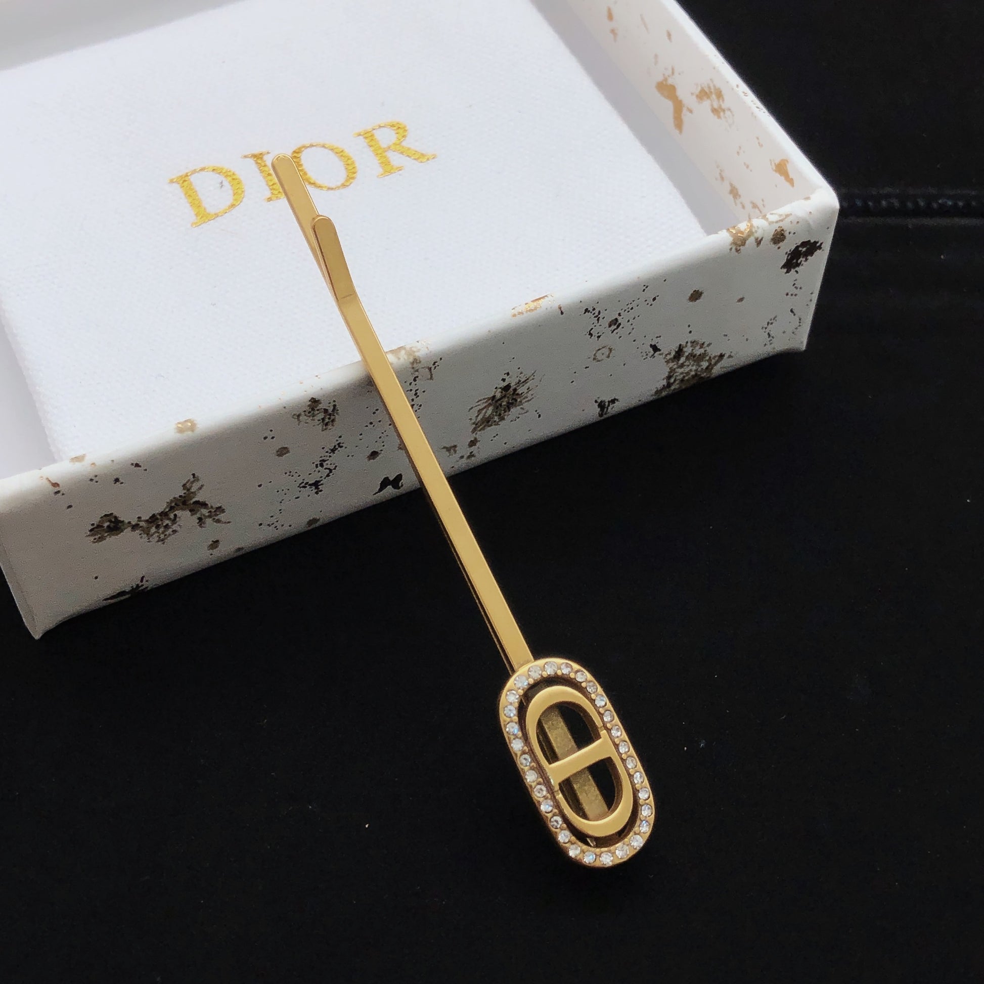 Sculptural Jewelry Accessory in Polished Metal-Tone – Design 008 front view