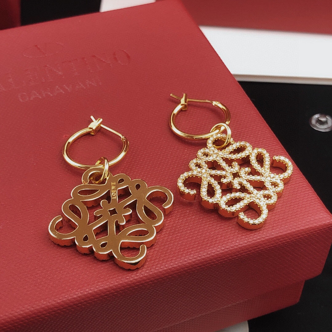 Butterfly Motif Jewelry Accessory in Polished Metal-Tone detail view